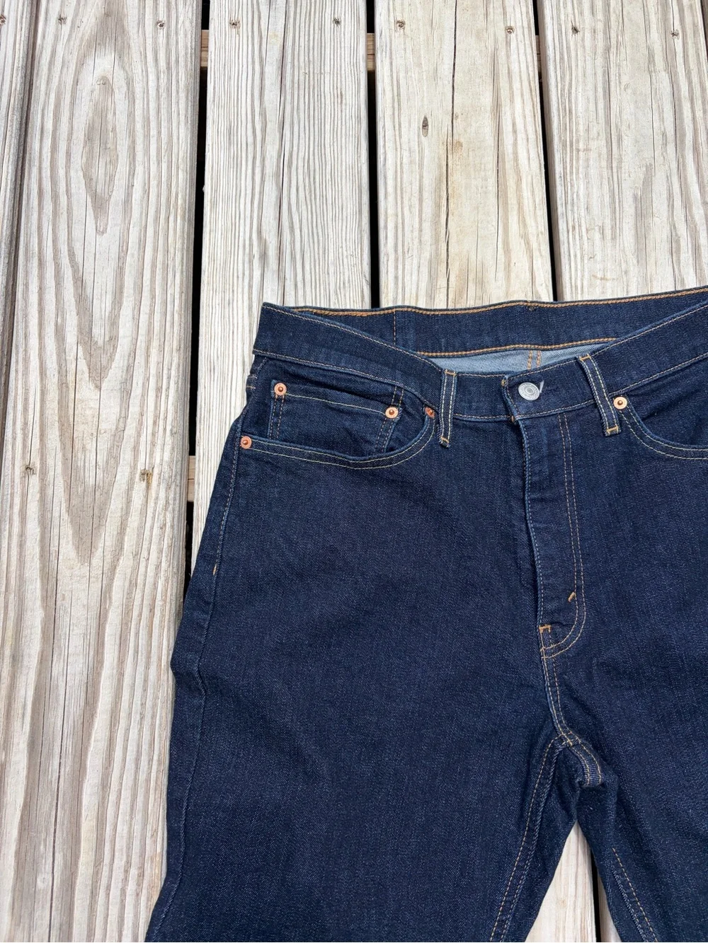 Levi's 541 Jeans Mens 34x30 Darkest Blue Athletic Tapered Denim Zip Fly 5 Pocket